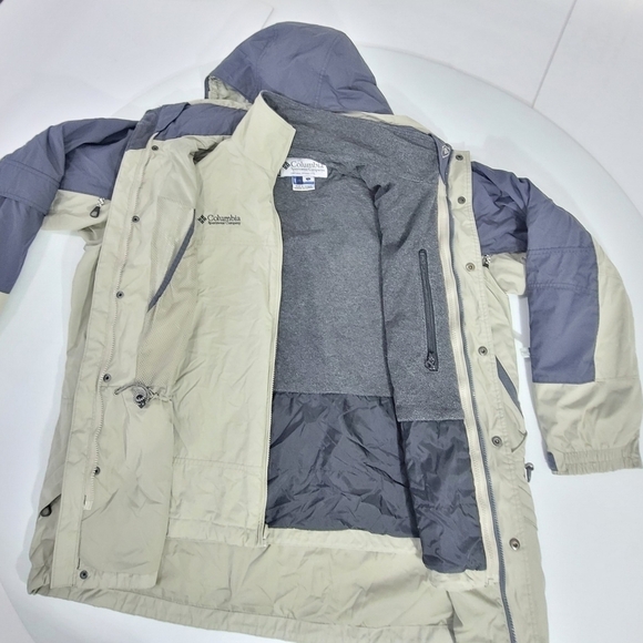 Columbia men 2 in 1 jacket sz. Large - Picture 11 of 16